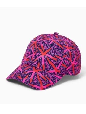 NWT Lilly Pulitzer Run Around Hat Passion Fruit Pink Star Searching Pattern